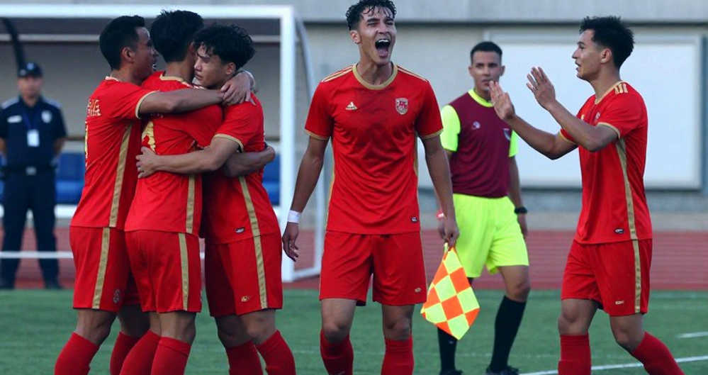 Khi V.League đứng dậy từ vực thẳm: Một kỳ chuyển nhượng được viết bằng những cuộc đời